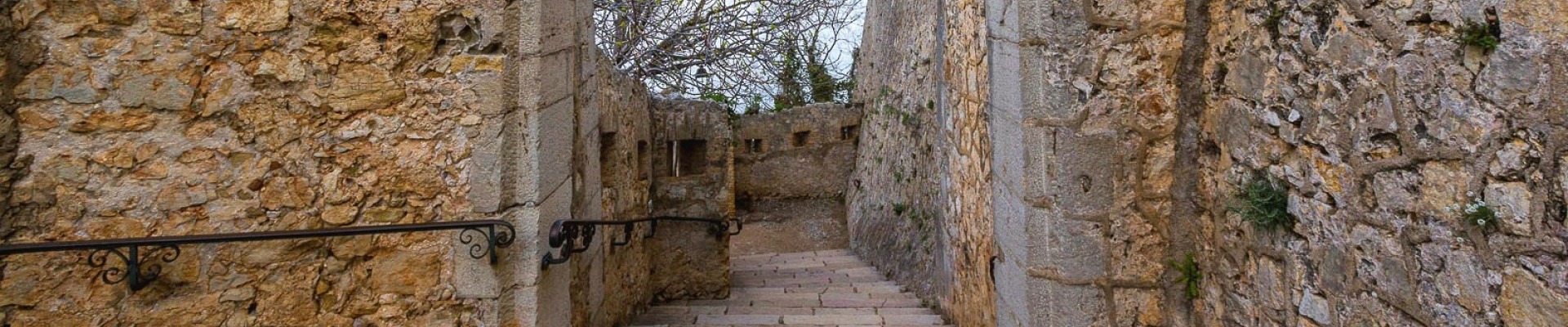 Arrivée au Fort Royal de l'île Sainte Marguerite