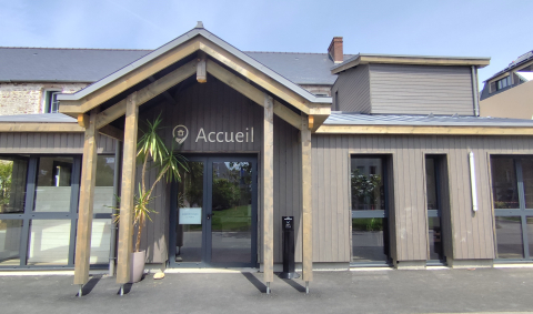 Nouvelle façade d'éthic étapes Espace Patrick Varangot