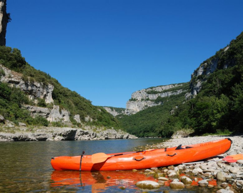 Kayak tribu : activités de pleine nature