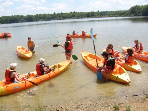 Activité canoë kayak au centre CPA Lathus à Lathus