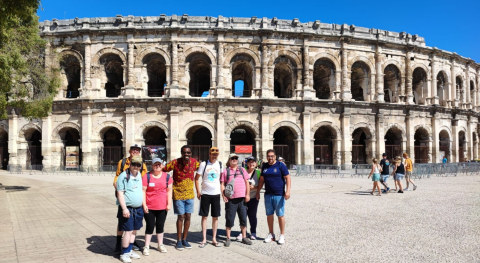 Photo Groupe - Photo Arena - YMCA Gard Pont d'Avignon